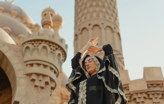 Unveiling the Timeless Charm: Exploring the Evolution of Abayas in Modern Fashion