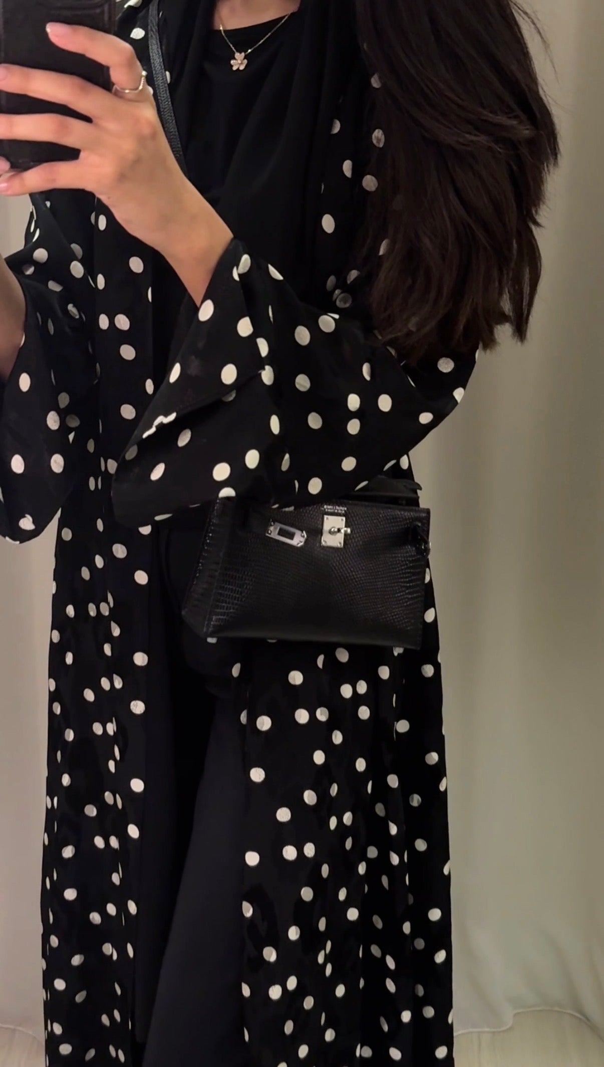 Black-polka